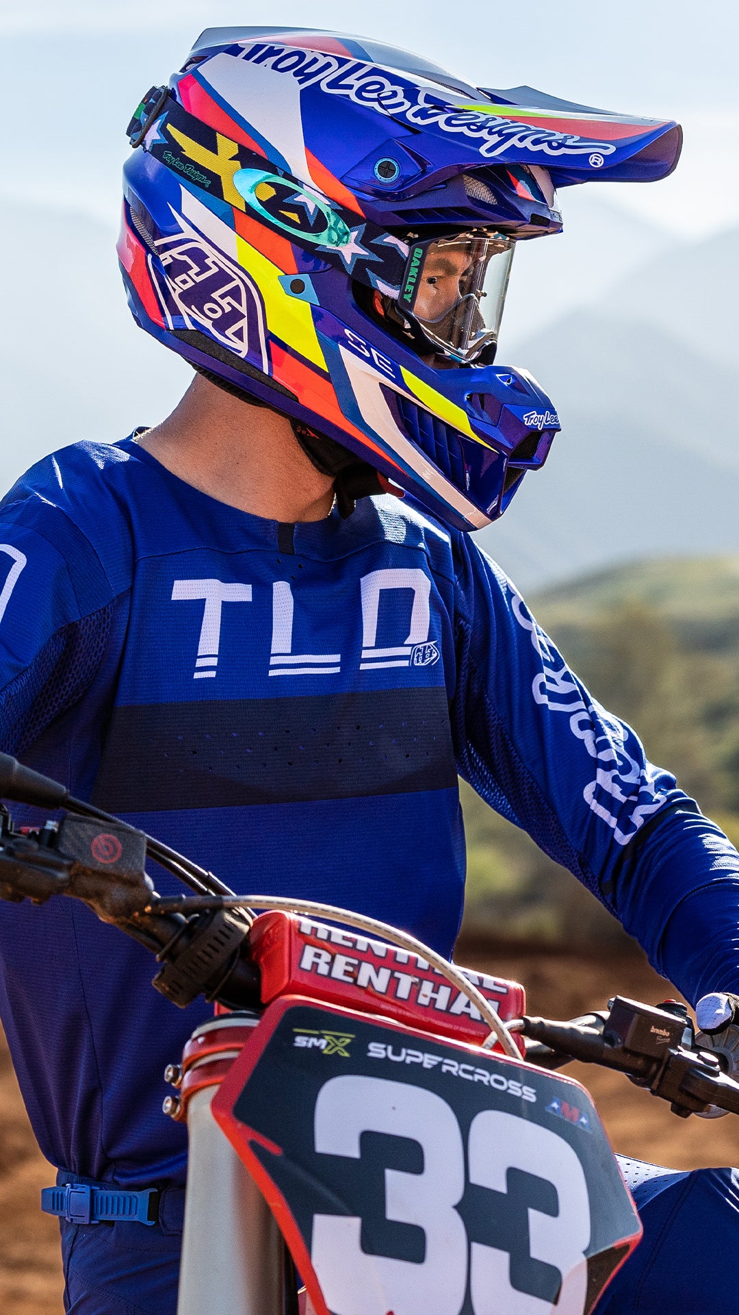 Troy lee best sale designs moto helmet